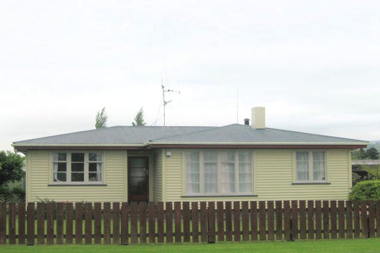 Photo of property in 17 Lee Avenue, Paeroa, 3600