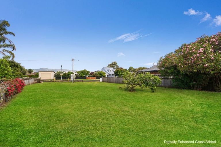 Photo of property in 15 Cook Drive, Whitianga, 3510