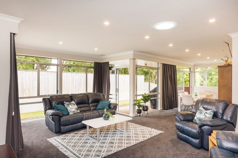 Photo of property in 14 Kensington Mews, Hokowhitu, Palmerston North, 4410