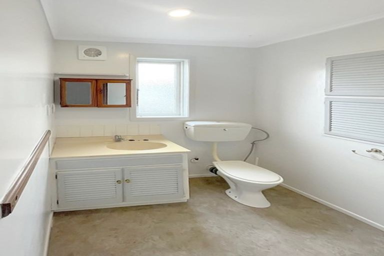 Photo of property in 283 Puhinui Road, Papatoetoe, Auckland, 2025