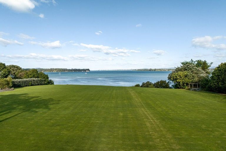 Photo of property in 20 Tinopai Drive, Omokoroa, 3114