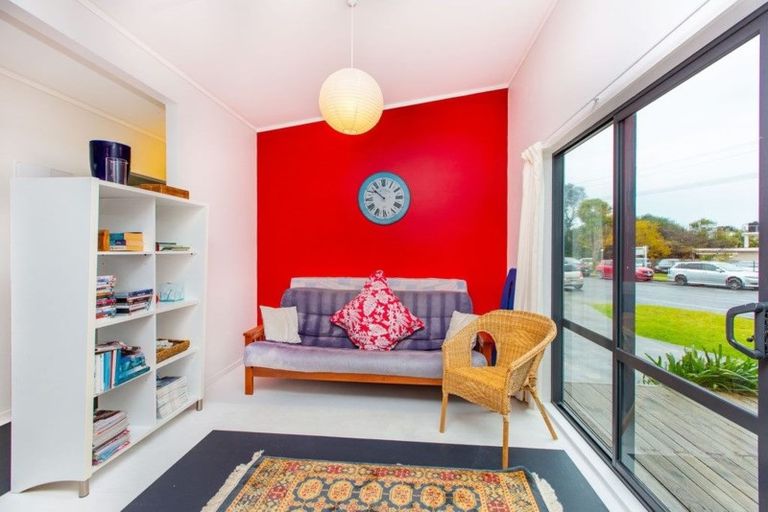 Photo of property in 30 Manukau Road, Raglan, 3225