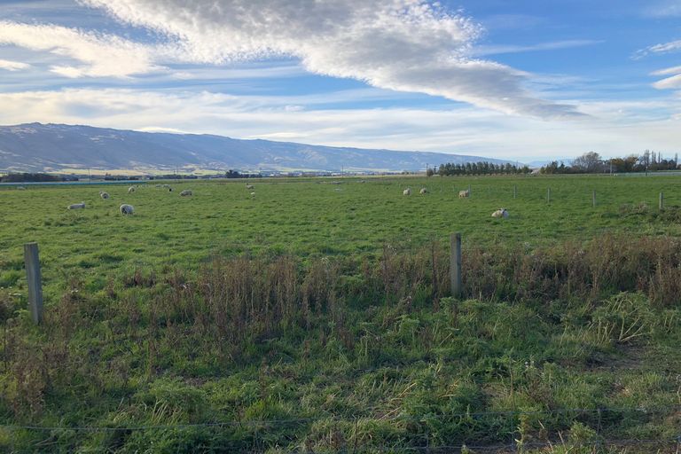 Photo of property in 69 Mchardy Road, Sutton, Middlemarch, 9597