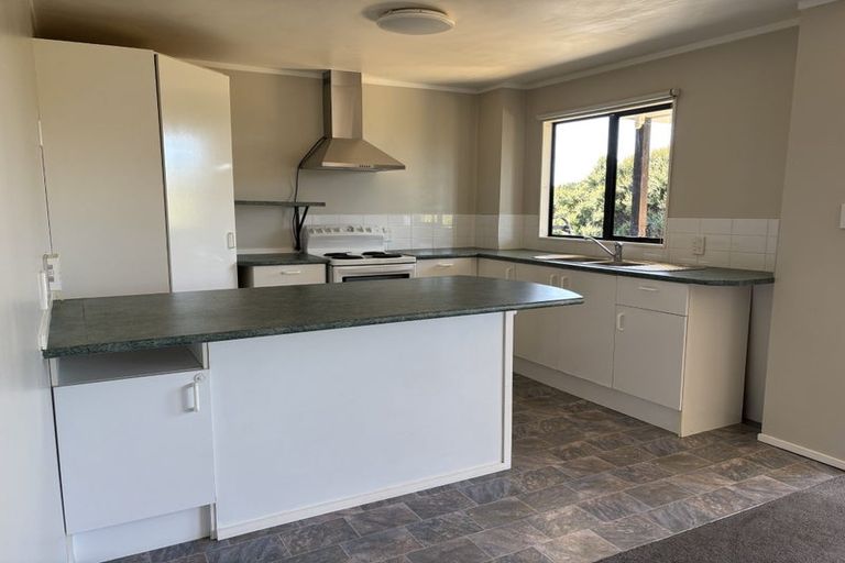 Photo of property in 19 Makora Grove, Paremata, Porirua, 5024