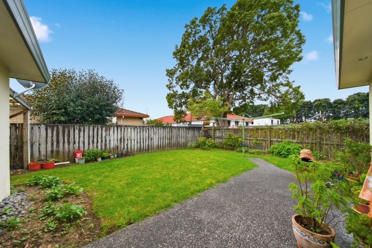 Photo of property in 99c Settlement Road, Papakura, 2110
