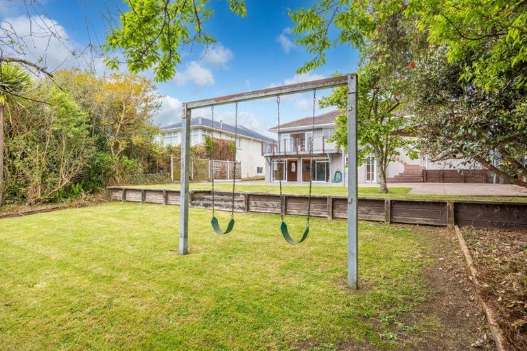 Photo of property in 58 Forest Lake Road, Forest Lake, Hamilton, 3200