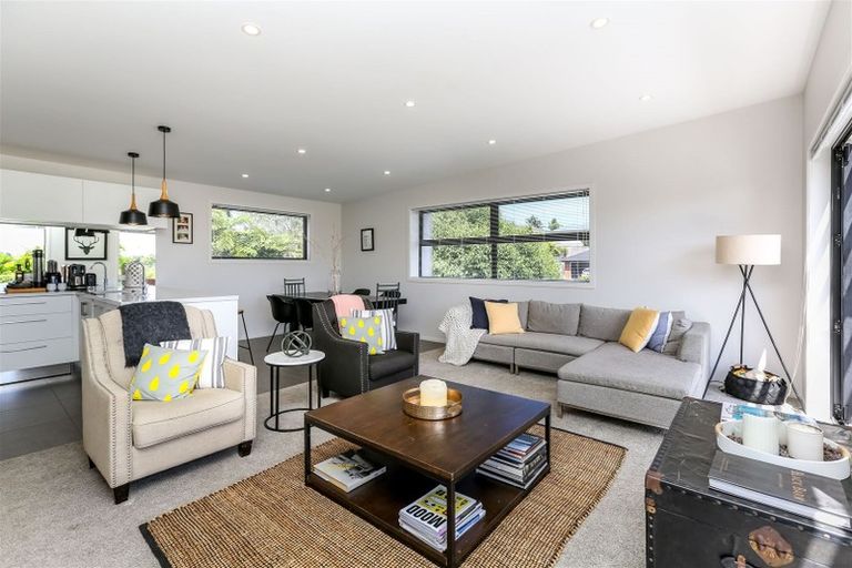 Photo of property in 82 Karamea Street, Whalers Gate, New Plymouth, 4310