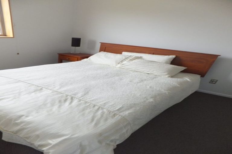 Photo of property in 217 Mark Avenue, Grenada Village, Wellington, 6037