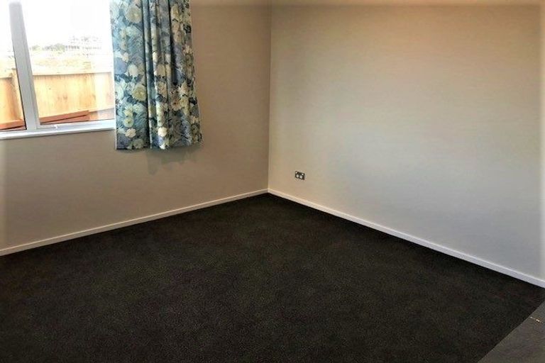 Photo of property in 39 Lockheed Street, Hobsonville, Auckland, 0618