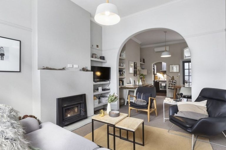 Photo of property in 323 Rattray Street, Dunedin Central, Dunedin, 9016