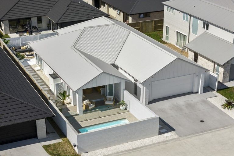 Photo of property in 4 Lorata Close, Papamoa Beach, Papamoa, 3118