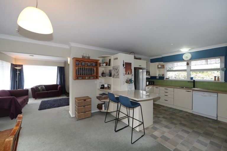 Photo of property in 24 Golding Road, Taradale, Napier, 4112