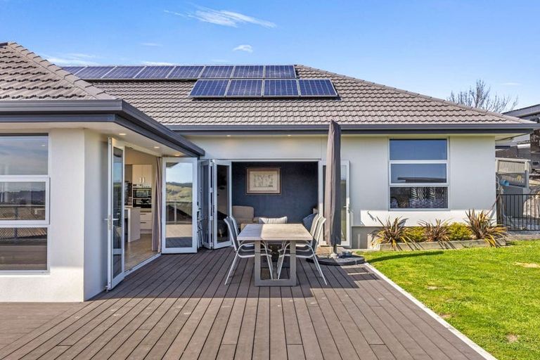 Photo of property in 26 Katania Heights, Brightwater, 7022