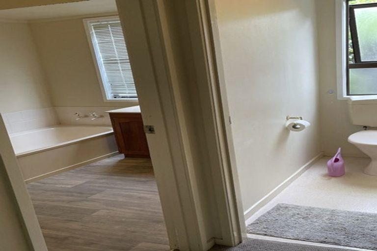 Photo of property in 129 Whitford Road, Somerville, Auckland, 2014