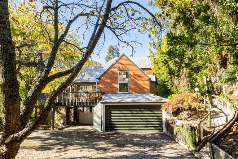 Photo of property in 25 Muritai Crescent, Havelock North, 4130