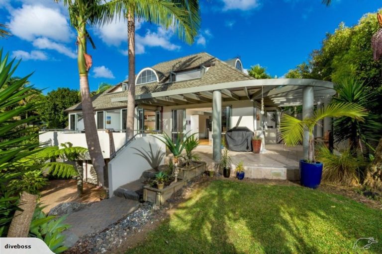 Photo of property in 7a Valley Road, Browns Bay, Auckland, 0630