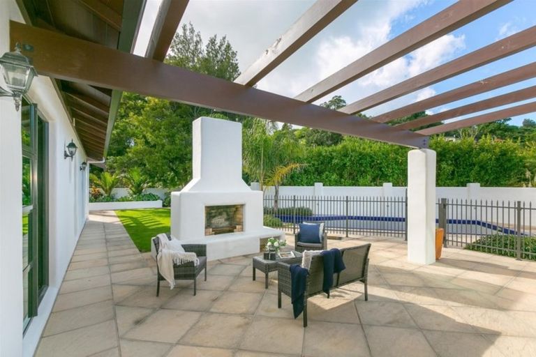 Photo of property in 186e Heta Road, Highlands Park, New Plymouth, 4312