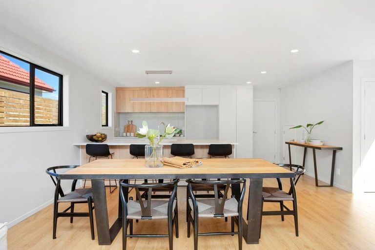 Photo of property in 3/32 Ngataringa Road, Devonport, Auckland, 0624