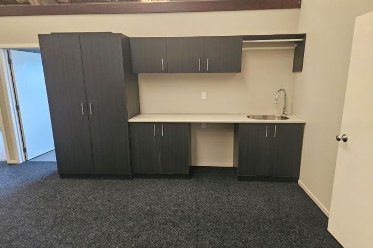 Photo of property in 69a Waikoukou Valley Road, Waimauku, 0882