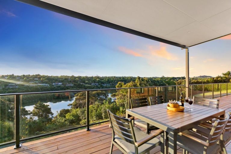 Photo of property in 62 Rarere Terrace, Kerikeri, 0230