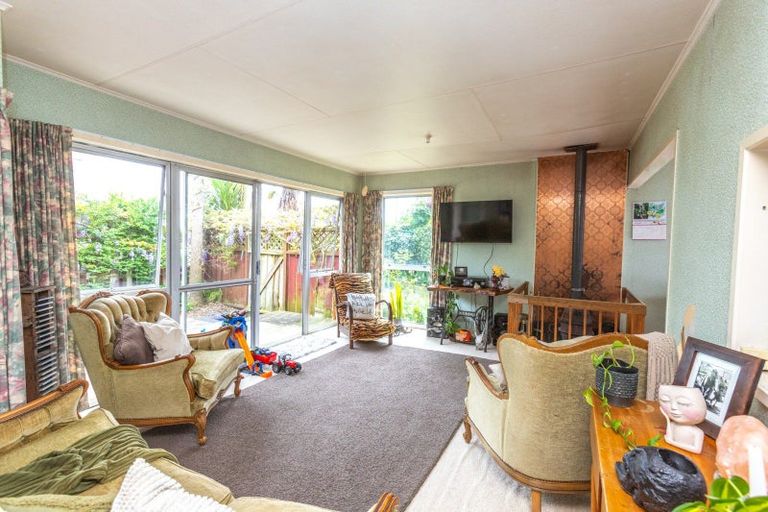 Photo of property in 5 Bush Street, Paeroa, 3600