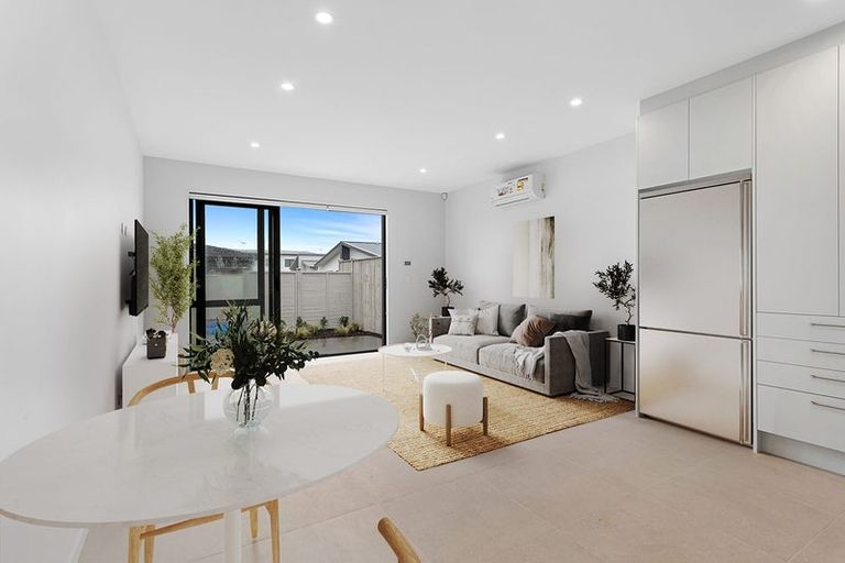 Photo of property in 108 Te Napi Drive, Takanini, Auckland, 2112