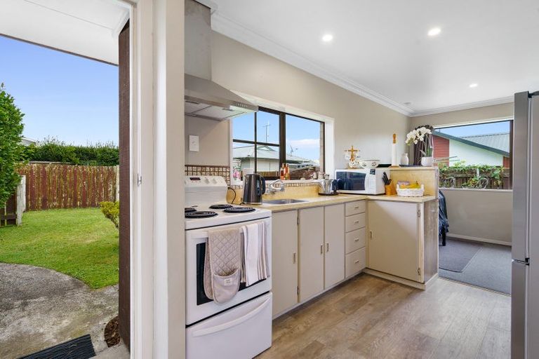 Photo of property in 235a Shakespeare Street, Leamington, Cambridge, 3432