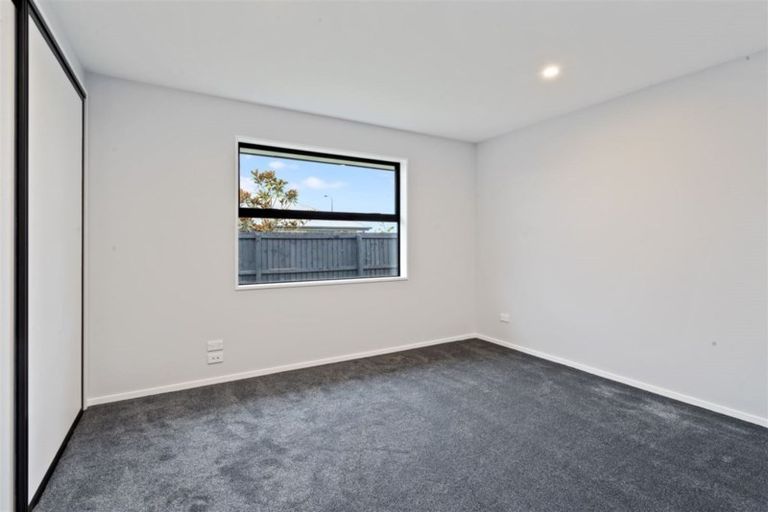 Photo of property in 16 Koura Drive, Rangiora, 7400