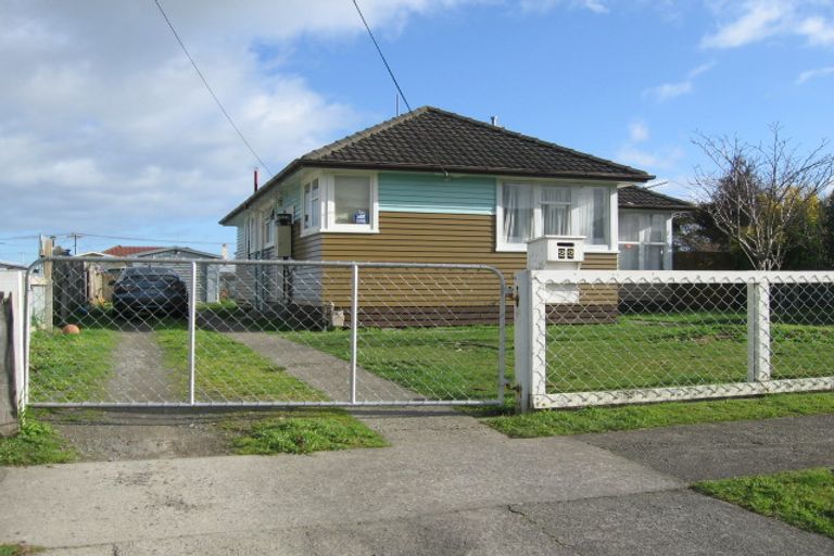 Photo of property in 22 Edinburgh Street, Feilding, 4702