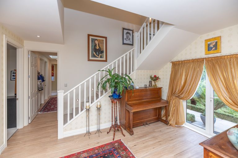 Photo of property in 17a Hamilton Avenue, Ilam, Christchurch, 8041