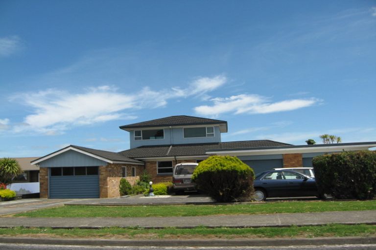 Photo of property in 157 Torkar Road, Clarks Beach, 2122