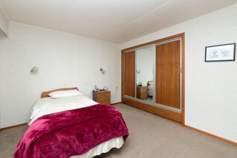 Photo of property in 23 Milmoe Street, Hawera, 4610