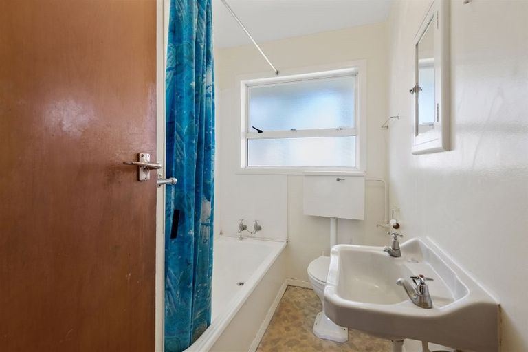 Photo of property in 167 Peverel Street, Upper Riccarton, Christchurch, 8041