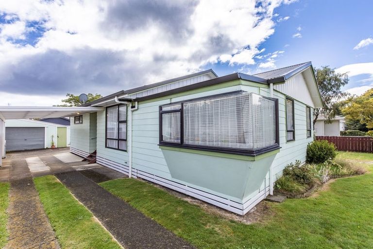 Photo of property in 131 Te Rangitautahanga Road, Turangi, 3334
