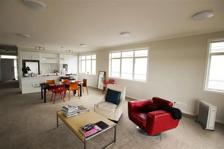 Photo of property in 48 Panorama Heights, Orewa, 0931