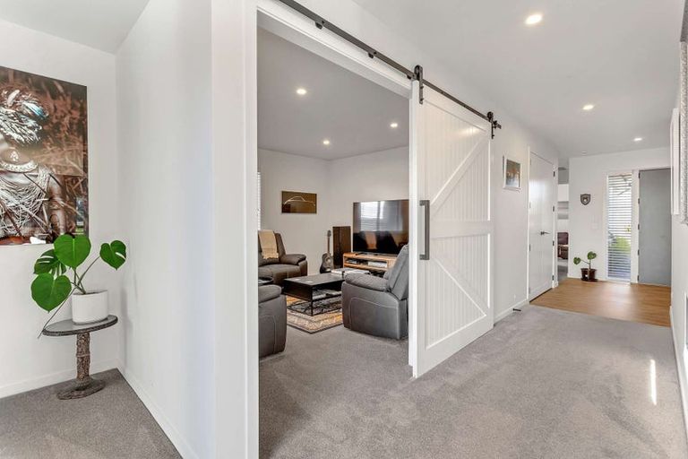 Photo of property in 30 Ngaroma Crescent, Whitianga, 3510