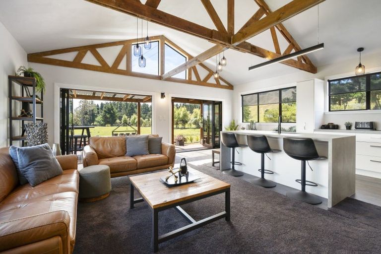 Photo of property in 156 Williams Road, Tokomaru, Palmerston North, 4474