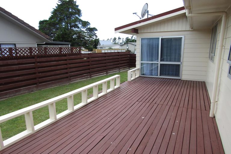 Photo of property in 20 Tawhara Place, Edgecumbe, 3120