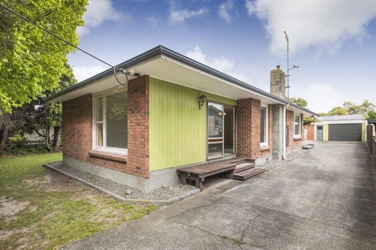 Photo of property in 98 Lethbridge Street, Feilding, 4702