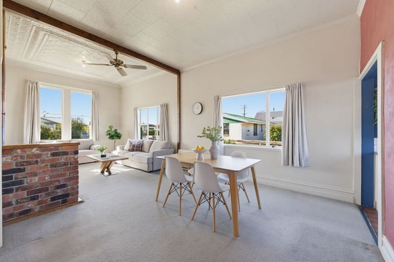 Photo of property in 22 Crombie Street, Gore, 9710