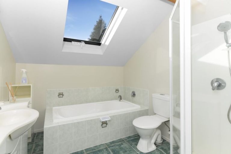 Photo of property in 19 Henare Place, Tihiotonga, Rotorua, 3015