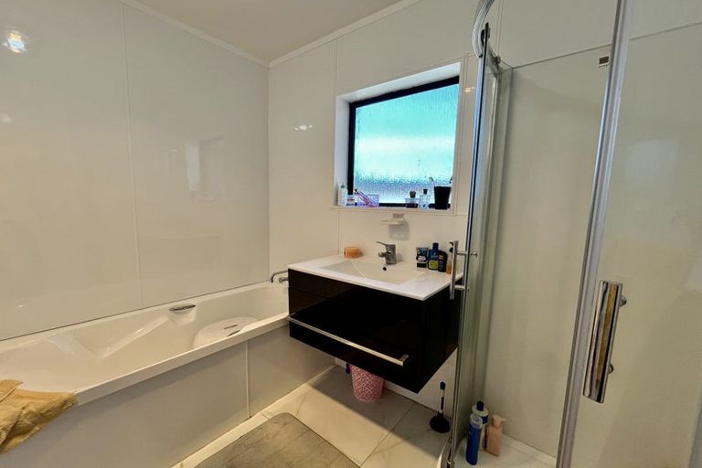 Photo of property in 2/328 Bucklands Beach Road, Bucklands Beach, Auckland, 2012