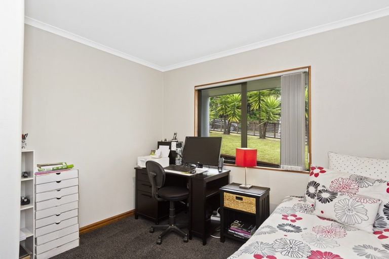 Photo of property in 76 Village Park Drive, Welcome Bay, Tauranga, 3112