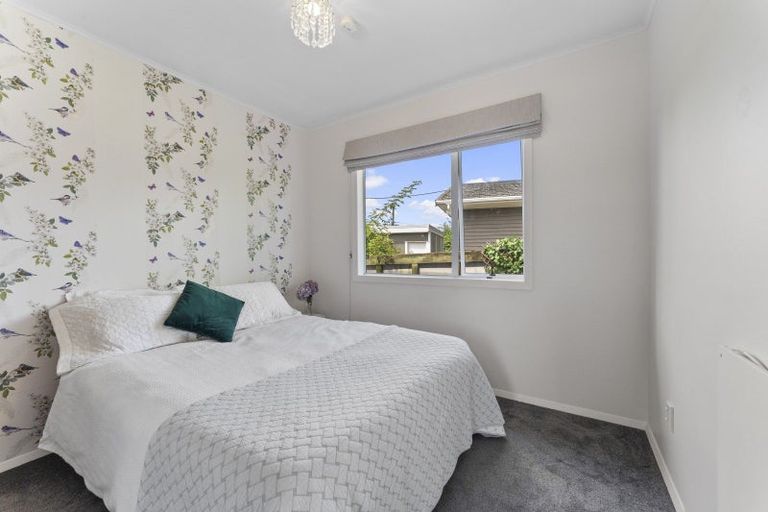 Photo of property in 1 Goldsborough Avenue, Raumati Beach, Paraparaumu, 5032