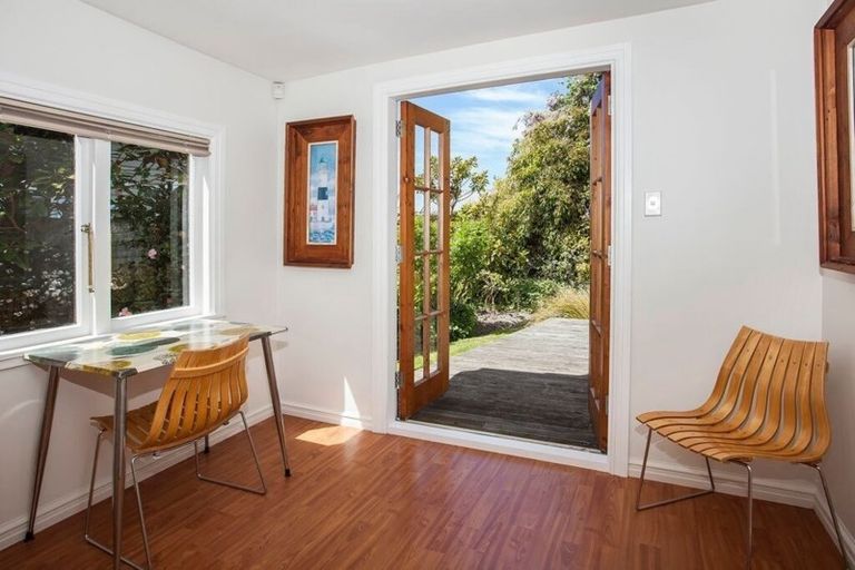 Photo of property in 10 Sheppard Place, St Albans, Christchurch, 8014