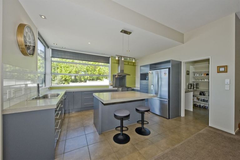 Photo of property in 9 Stonewall Place, Huntsbury, Christchurch, 8022