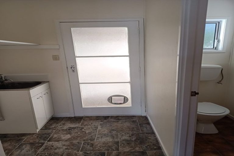 Photo of property in 16b Memorial Drive, Parahaki, Whangarei, 0112