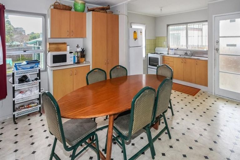 Photo of property in 6 Tamworth Close, Manurewa, Auckland, 2102