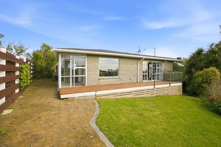 Photo of property in 34 Truby King Street, Merrilands, New Plymouth, 4312