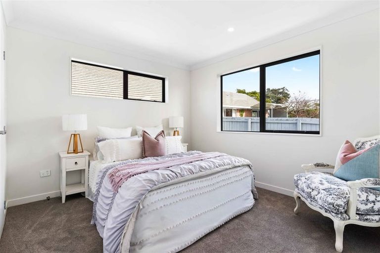 Photo of property in 33d Roseberry Avenue, Birkenhead, Auckland, 0626